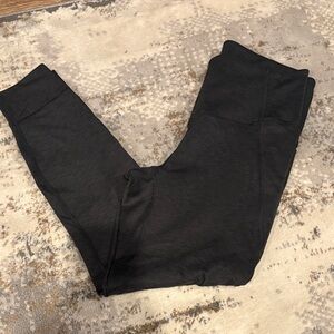 Grey pocket leggings